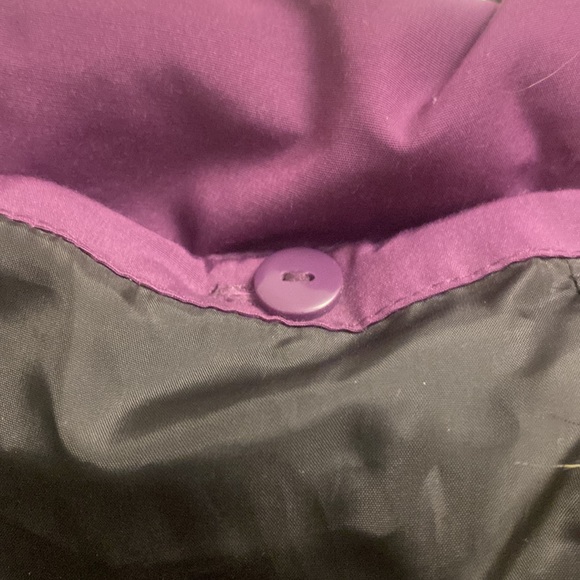 Winter Parka. Down. Plum colour. As warm as Canada Goose. Knee Length - Picture 8 of 8
